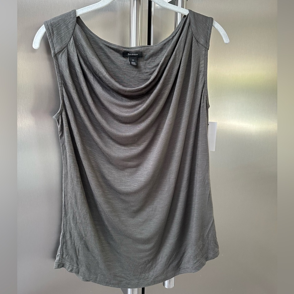 NWT Halogen Women’s Gray Blouse